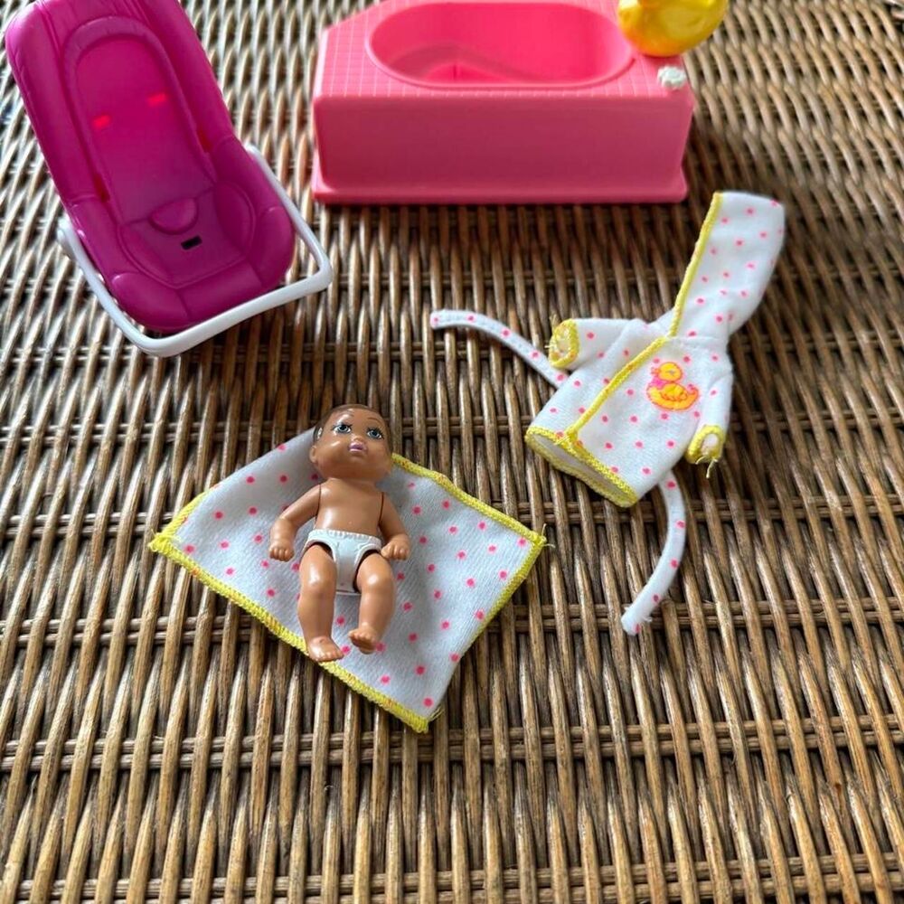 Barbie multi Dolls-accessories